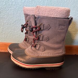 Sorel Gray and Red Kids Insulated Boots, USA size 1 - good